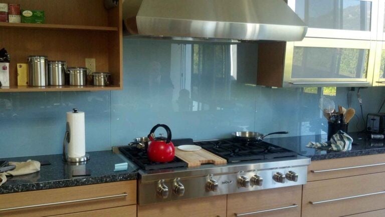 Callender's House Of Glass kitchen glass backsplash and stovetop installation