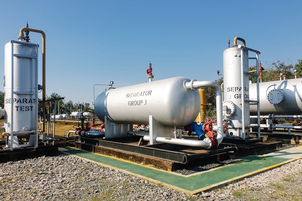 A,Cluster,Of,Oil,And,Gas,Separator,Units,,Key,Components