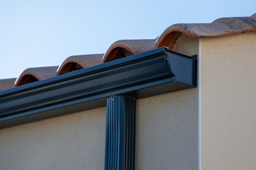 Roofing company logo