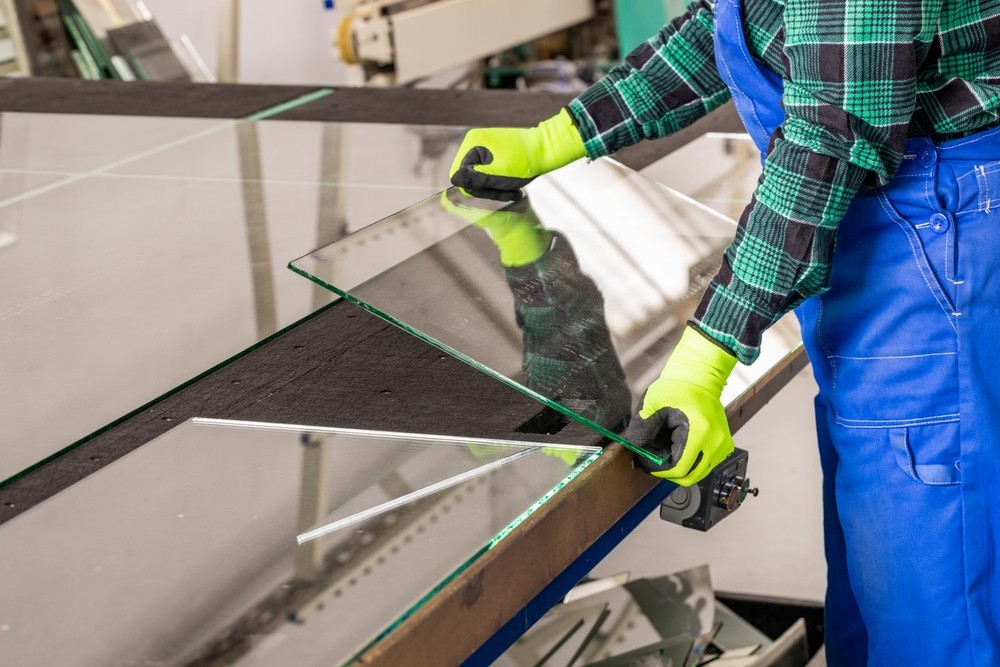Cutting glass business